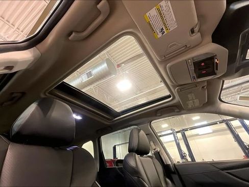 Used 2023 Subaru Forester Limited AWD/4WD image 22