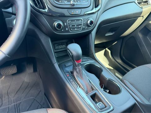 Used 2024 Chevrolet Equinox RS AWD/4WD image 18