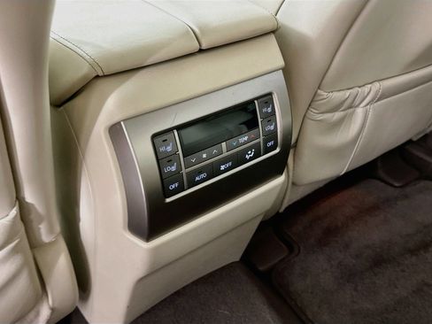 Used 2017 Lexus GX 460 Premium w/ Premium Package AWD/4WD image 27