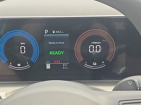 New 2026 Hyundai Tucson SEL image 17