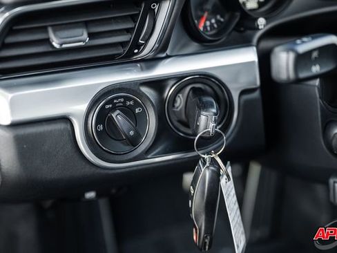 Used 2013 Porsche 911 Carrera 4S image 66