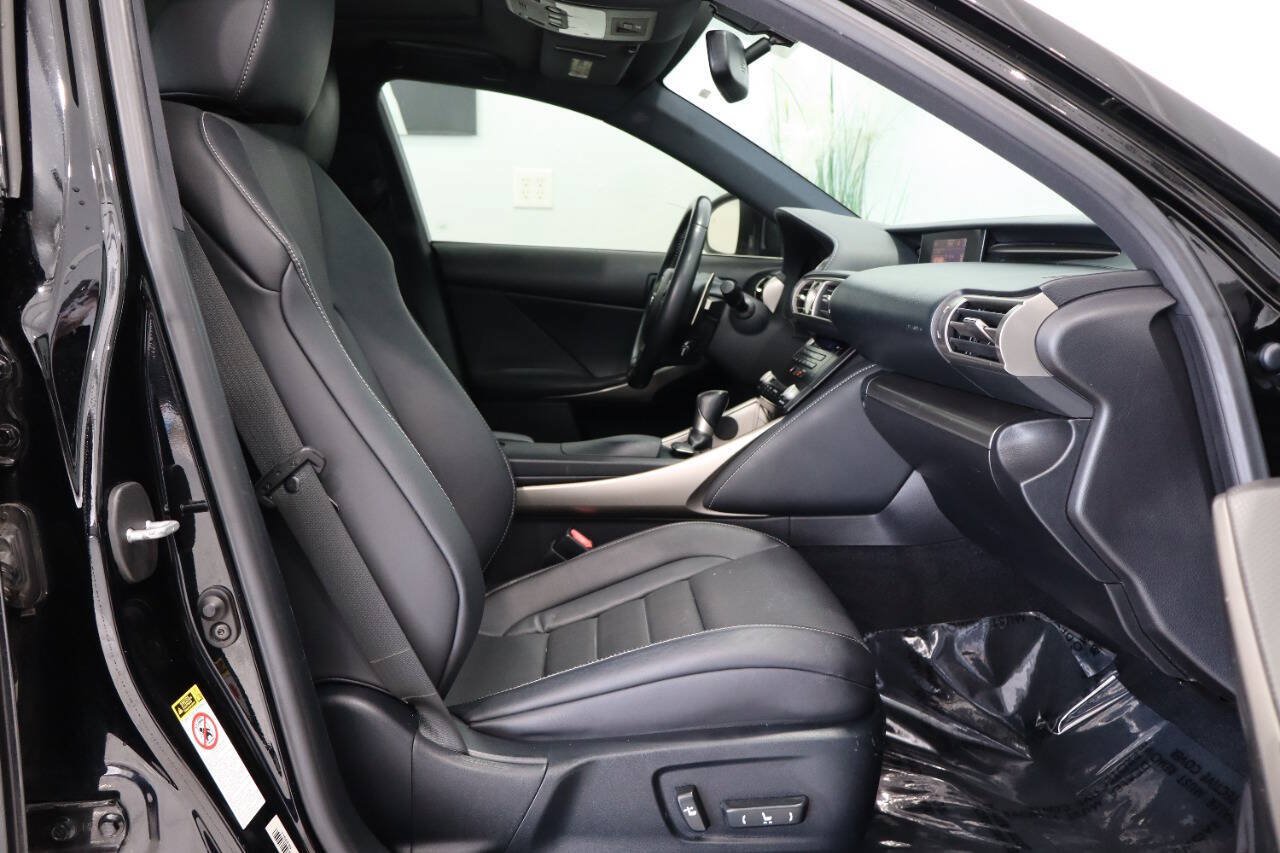 Used 2014 Lexus IS 350 w/ F Sport Package RWD image 10