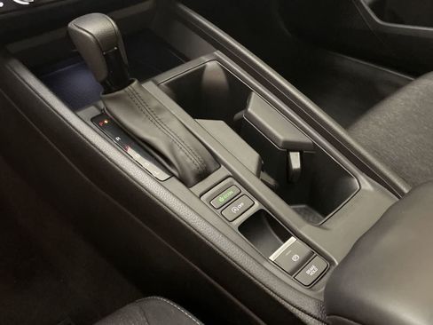 Used 2024 Honda Accord EX image 10