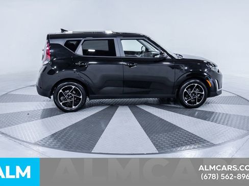 Used 2025 Kia Soul EX image 12