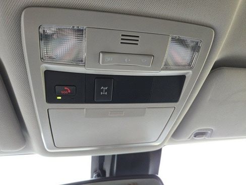 Used 2023 Toyota Tacoma 4x4 Double Cab image 10