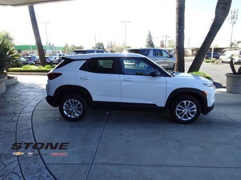 New 2026 Chevrolet TrailBlazer LS image 9