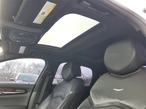 Used 2018 Cadillac CT6 Luxury image 16