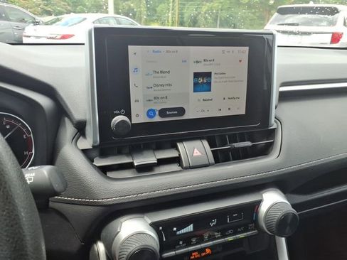 Used 2023 Toyota RAV4 LE FWD image 18