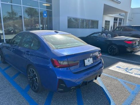 Used 2025 BMW 330i Sedan w/ M Sport Package image 8