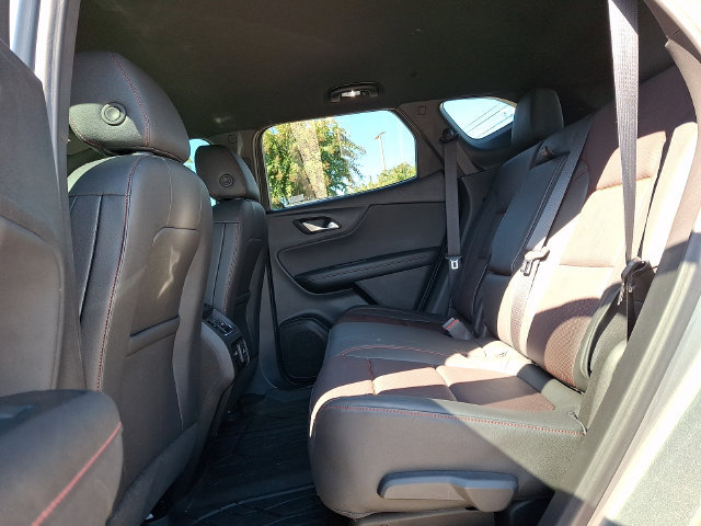 Used 2025 Chevrolet Blazer RS FWD image 10