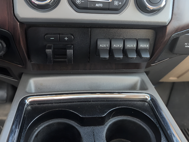 Used 2015 Ford F350 Lariat w/ Lariat Ultimate Package AWD/4WD image 13