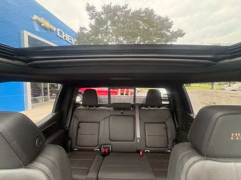 New 2026 Chevrolet Silverado 1500 High Country w/ Technology Package AWD/4WD image 13