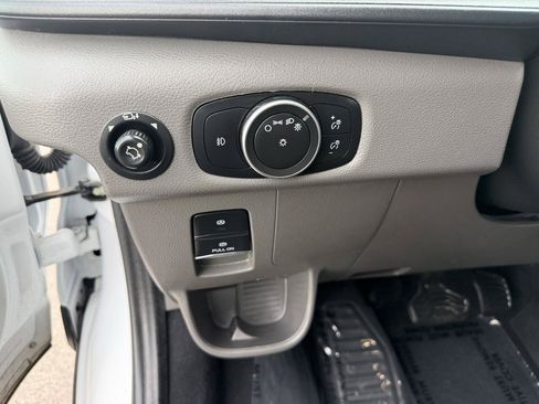 Used 2024 Ford Transit 350 XLT RWD image 14