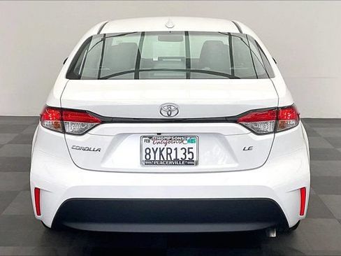 Used 2026 Toyota Corolla LE FWD image 3