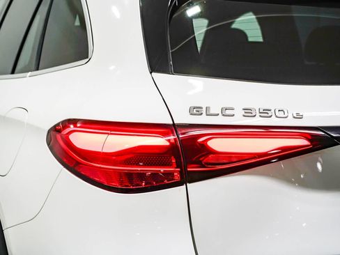 Certified 2025 Mercedes-Benz GLC 350e 4MATIC image 9