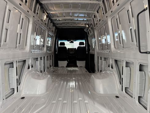 New 2025 Mercedes-Benz Sprinter 3500 image 8