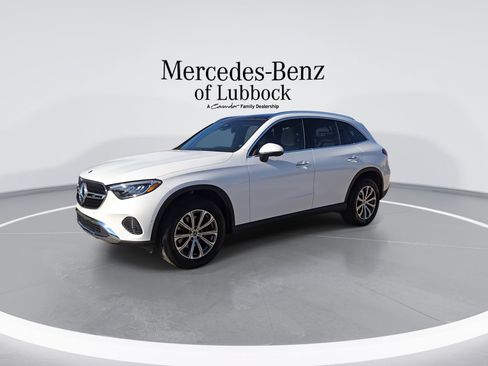 Certified 2026 Mercedes-Benz GLC 300 4MATIC image 4