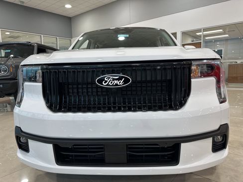 New 2025 Ford Maverick Lobo image 2