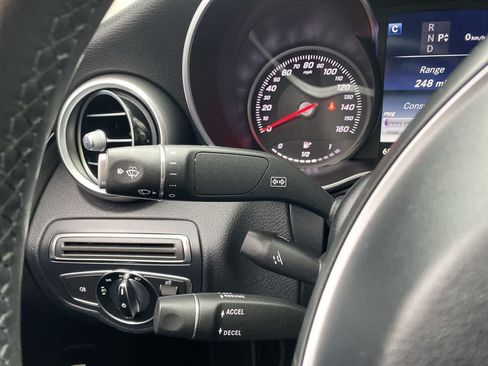 Used 2017 Mercedes-Benz C 300 Sedan image 23