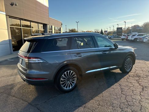 Certified 2024 Lincoln Aviator Reserve w/ Elements Package Plus image 7