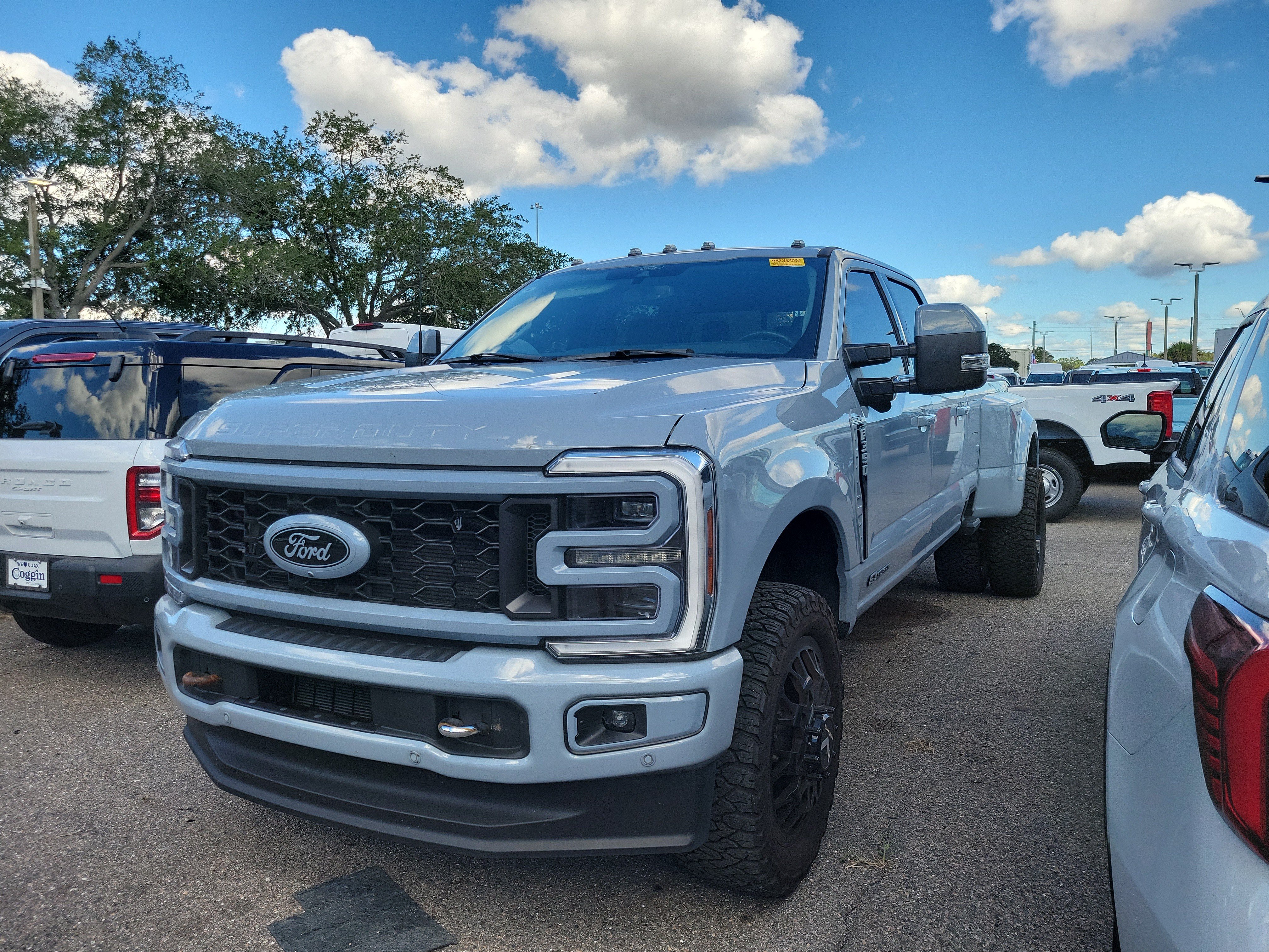 Used 2024 Ford F350 Limited w/ FX4 Off-Road Package AWD/4WD image 1
