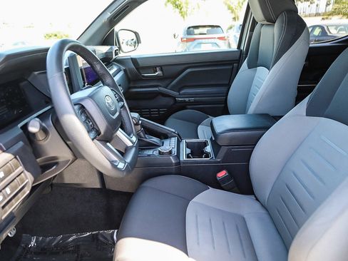 Used 2025 Toyota Tacoma TRD Sport RWD image 17