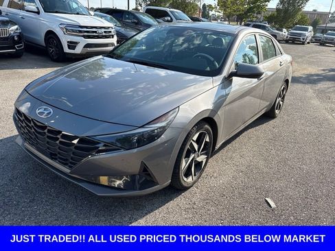 Used 2023 Hyundai Elantra Limited w/ Cargo Package FWD image 1