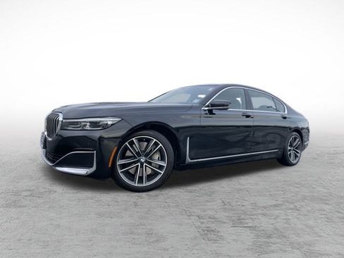 Used 2022 BMW 750i xDrive 750i xDrive image 1
