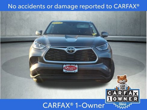 Certified 2023 Toyota Highlander L image 2