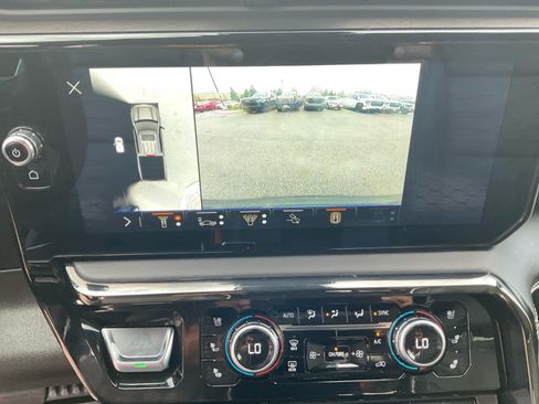 Used 2024 GMC Sierra 1500 AT4X AWD/4WD image 18