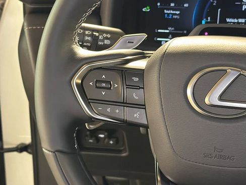 New 2026 Lexus LX 700h Luxury image 20