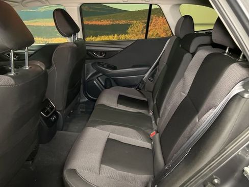 Used 2022 Subaru Outback Premium AWD/4WD image 52
