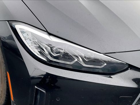 Used 2023 BMW i4 eDrive35 w/ Premium Package image 29