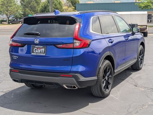 Used 2023 Honda CR-V Sport image 3
