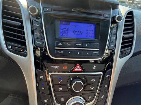 Used 2014 Hyundai Elantra GT image 33