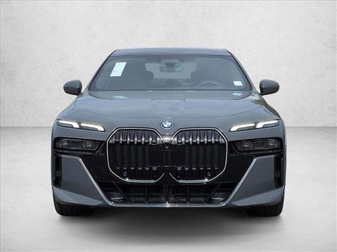 New 2026 BMW 750e xDrive AWD/4WD image 6