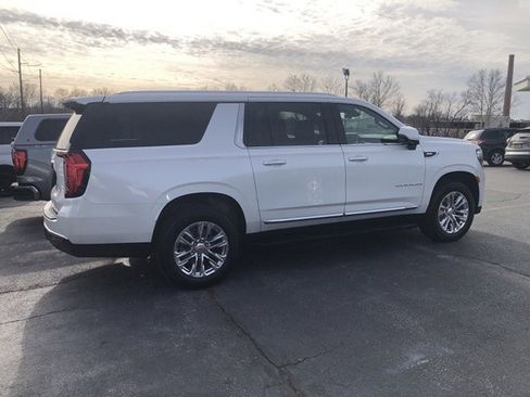 Certified 2023 GMC Yukon XL SLT w/ SLT Luxury Package image 4