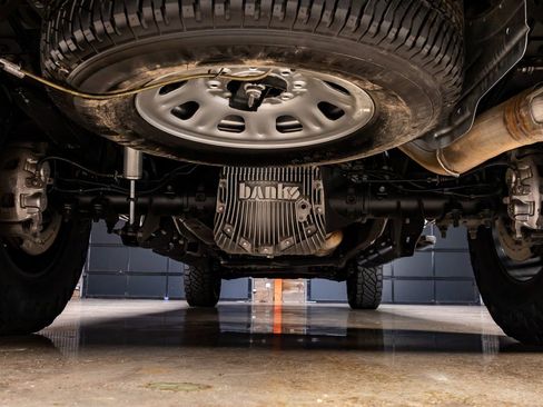 Used 2024 GMC Sierra 3500 SLE image 16