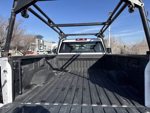 Used 2020 GMC Sierra 2500 Base w/ Convenience Package image 29