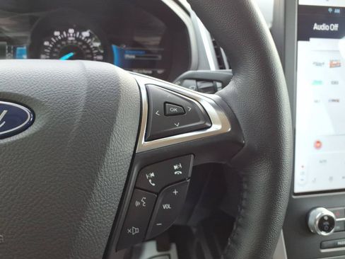 Certified 2024 Ford Edge SEL AWD/4WD image 16