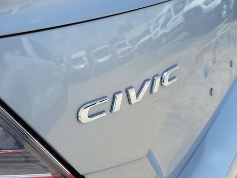 Used 2019 Honda Civic Sport image 7