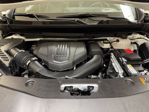 Used 2025 Buick Enclave Sport Touring image 28