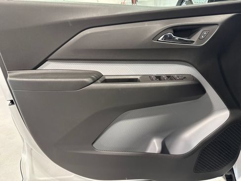 New 2027 Chevrolet Bolt LT FWD image 29