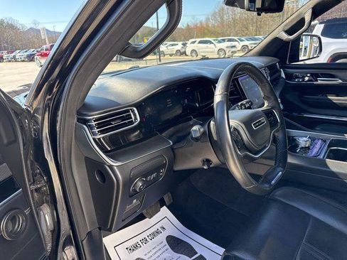 Used 2022 Jeep Grand Wagoneer Series II AWD/4WD image 18