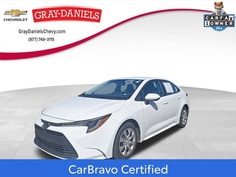 Used 2024 Toyota Corolla LE image 1