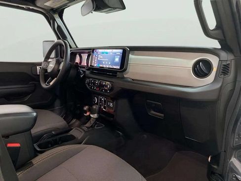 Used 2024 Jeep Wrangler Unlimited Sport AWD/4WD image 71