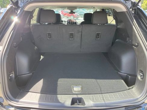 New 2026 Chevrolet Blazer LT w/ LPO, Floor Liner Package FWD image 6