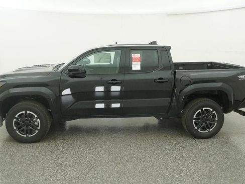 New 2025 Toyota Tacoma TRD Sport image 3