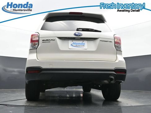 Used 2018 Subaru Forester 2.5i Premium w/ All-Weather Package AWD/4WD image 31