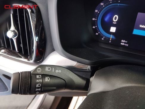 Used 2025 Volvo S60 B5 Core image 13